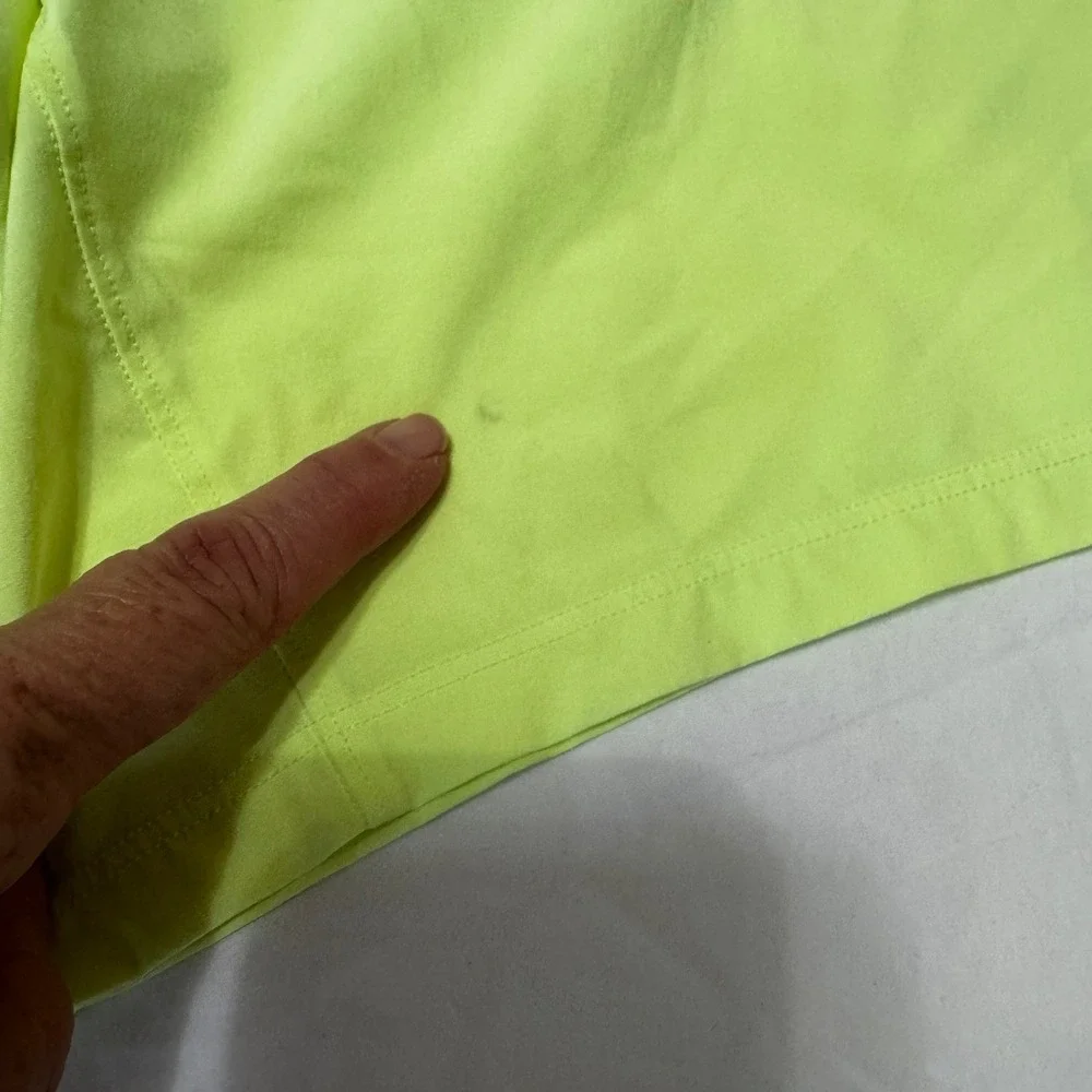 Lululemon Pace Breaker Lined Short 7 Mens Small Neon Yellow Running Athletic